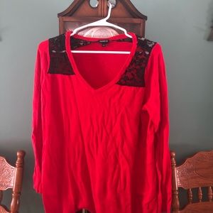 Lightweight V-neck Women’s Sweater